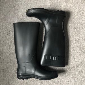Tall rain boots